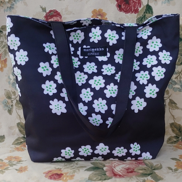 marimekko x Clinique Black and White Floral Tote Bag 16" x 13.5" - Picture 11 of 17